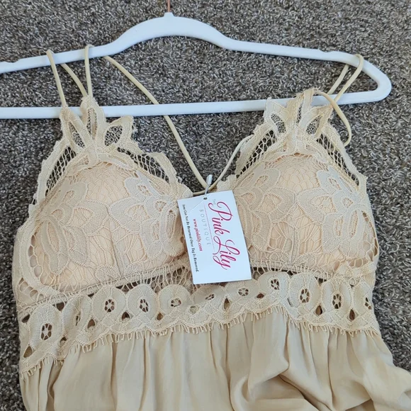 Pink Lily Boho Maxi-NWT - Picture 3 of 4